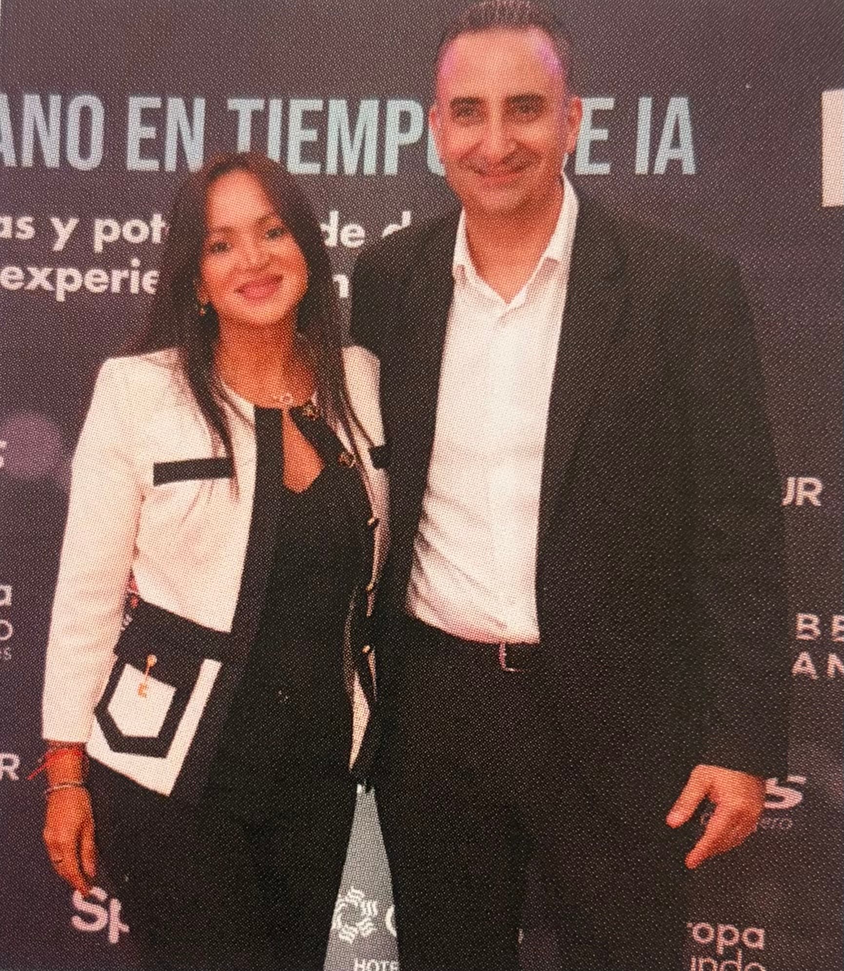 Pilar Lozano en el panel de líderes del Foro Rèport
